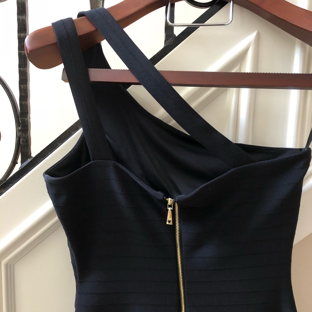 💃🏼💃🏼One shoulder little black dress - Picture 6 of 7